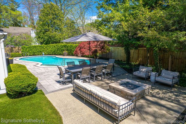 761 Southfield Road, Birmingham, MI 48009