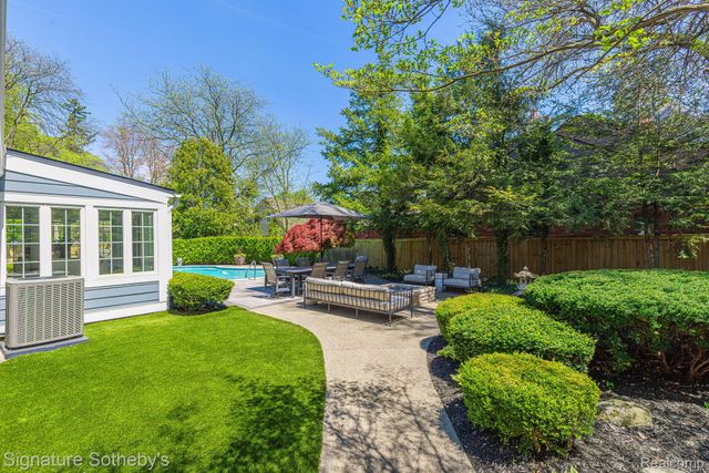 761 Southfield Road, Birmingham, MI 48009