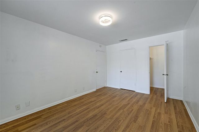 2404 McCall RD A, Austin, TX 78703