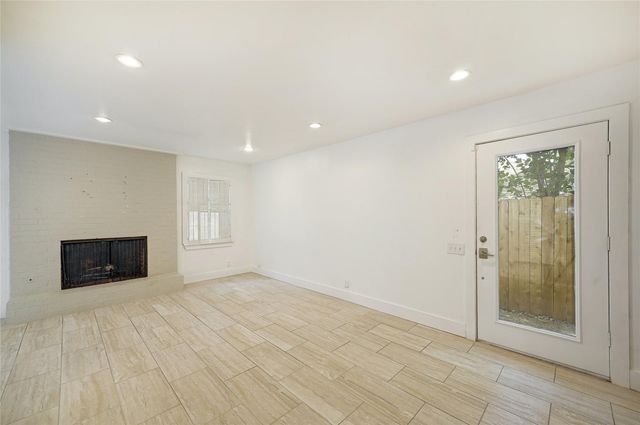 2404 McCall RD A, Austin, TX 78703