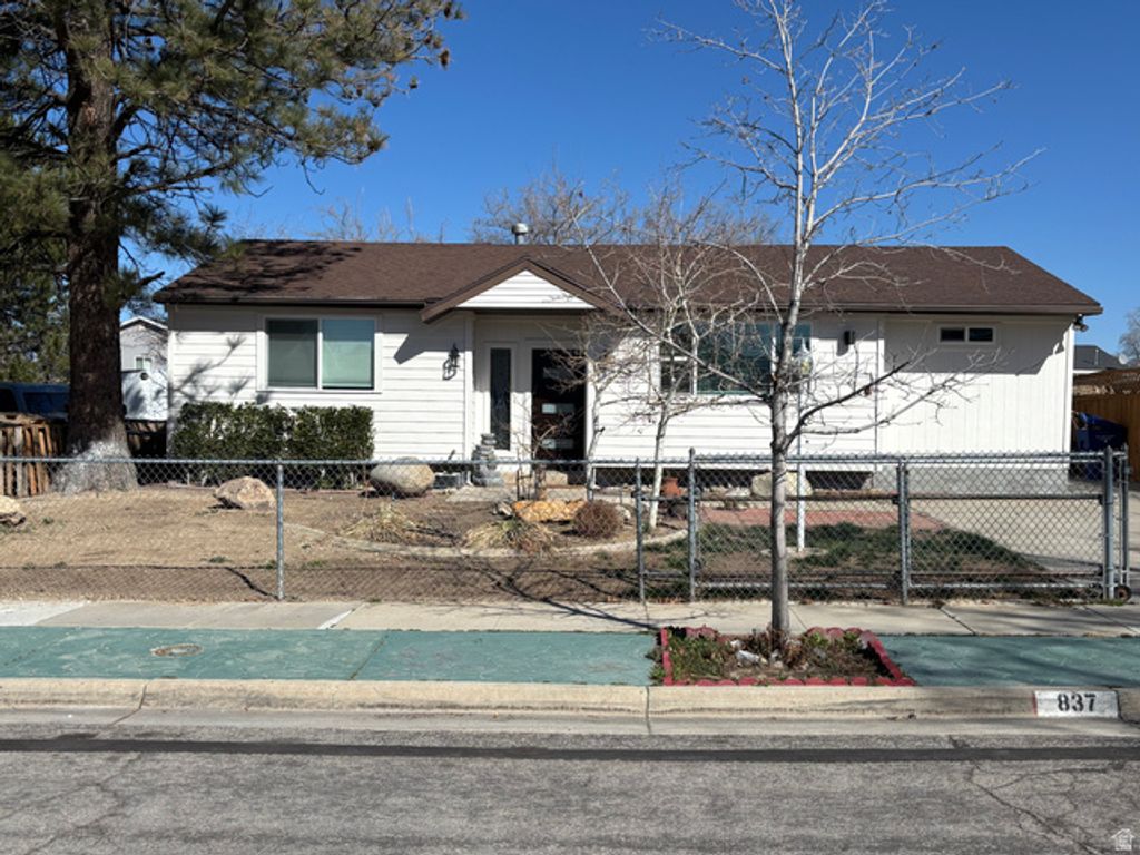 837 E DAISY ST, Sandy, UT 84094