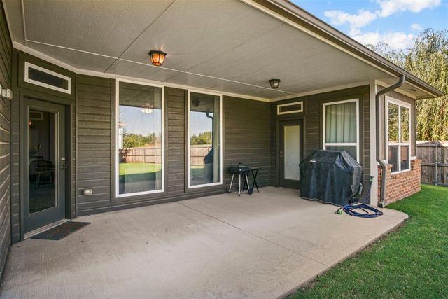 9500 Russell Drive, Yukon, OK 73099