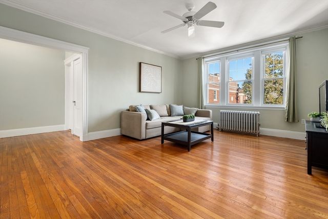 52 Babcock 5, Brookline, MA 02446