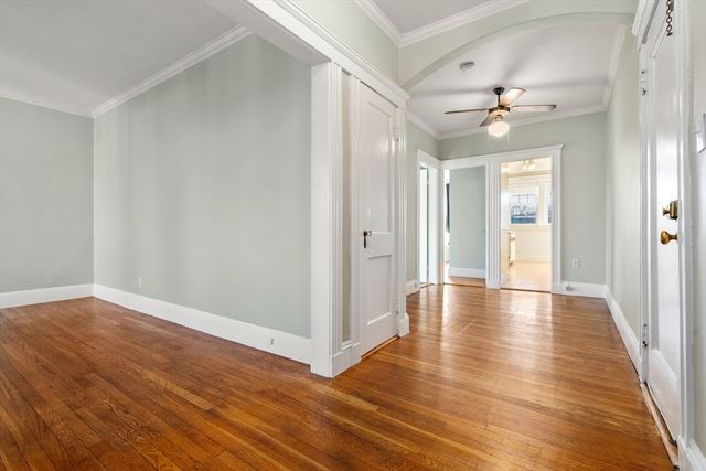 52 Babcock 5, Brookline, MA 02446