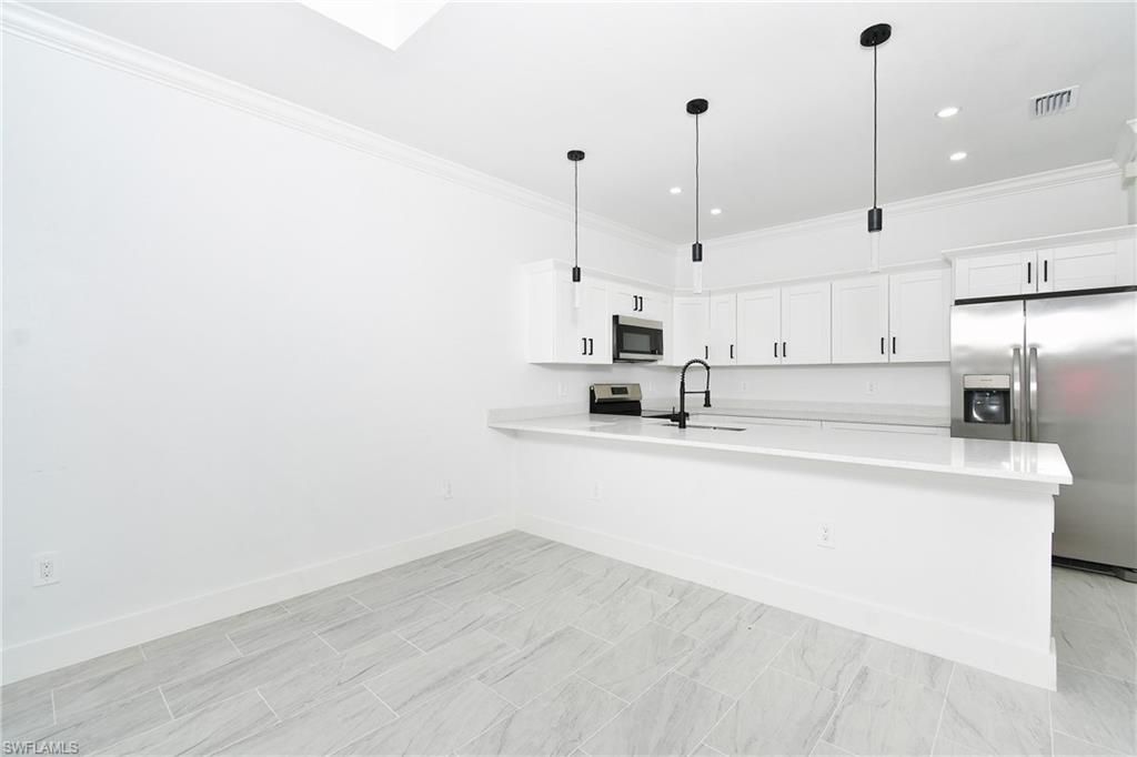 2323 Unity AVE, FORT MYERS, FL 33901 — photo 5