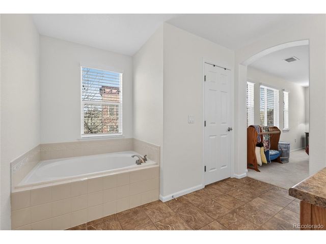 9501 Elmhurst Ln C, Highlands Ranch, CO 80129