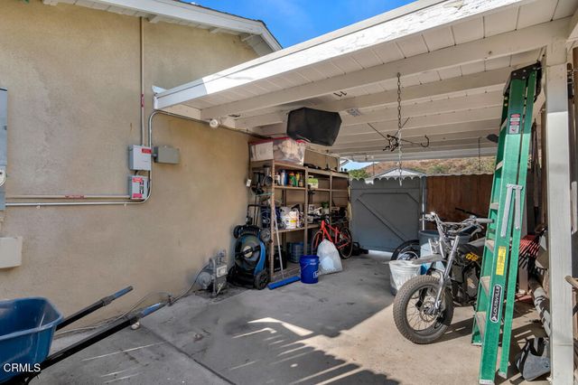 1674 Sunnydale Avenue, Simi Valley, CA 93065