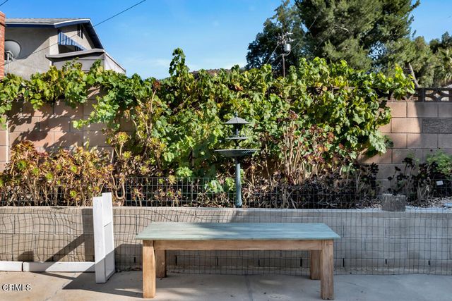 1674 Sunnydale Avenue, Simi Valley, CA 93065