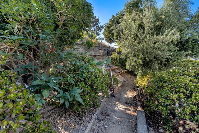 1674 Sunnydale Avenue, Simi Valley, CA 93065