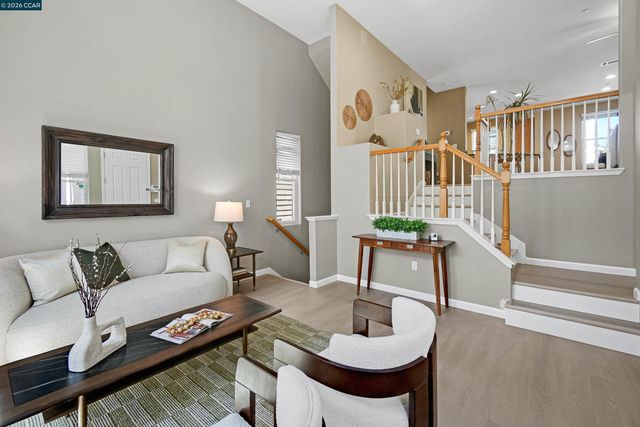 2063 Lewis St, Hercules, CA 94547