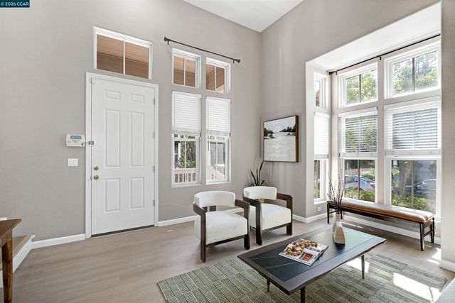 2063 Lewis St, Hercules, CA 94547