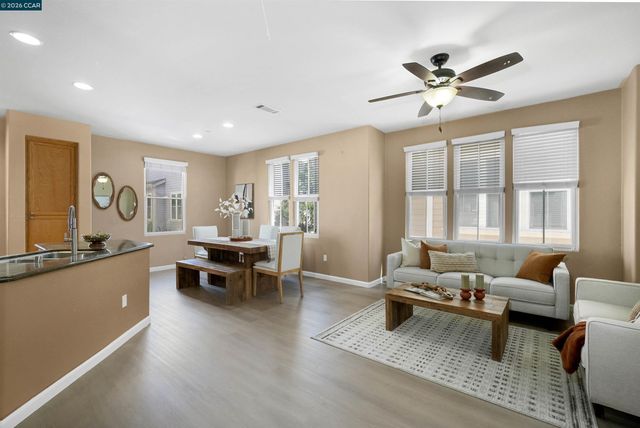 2063 Lewis St, Hercules, CA 94547