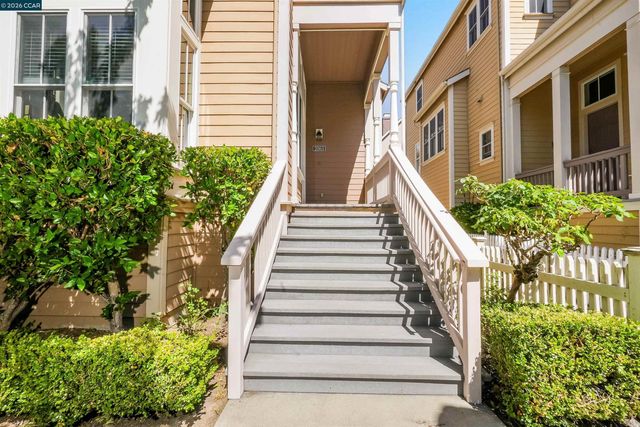 2063 Lewis St, Hercules, CA 94547