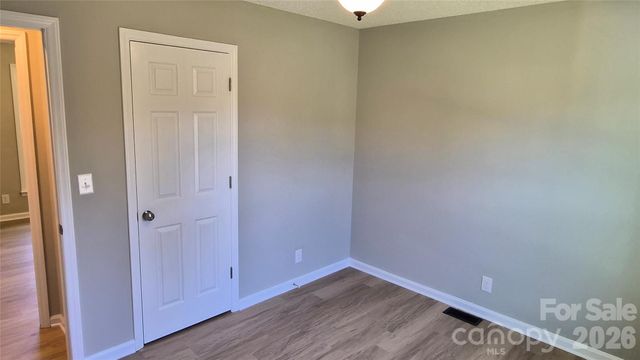 1220 Old Greenbriar Drive, Lancaster, SC 29720