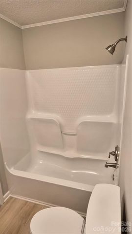 1220 Old Greenbriar Drive, Lancaster, SC 29720