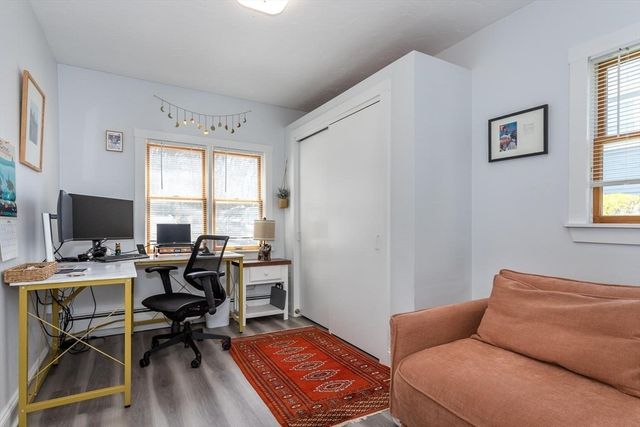 39 Birchcroft Rd, Canton, MA 02021