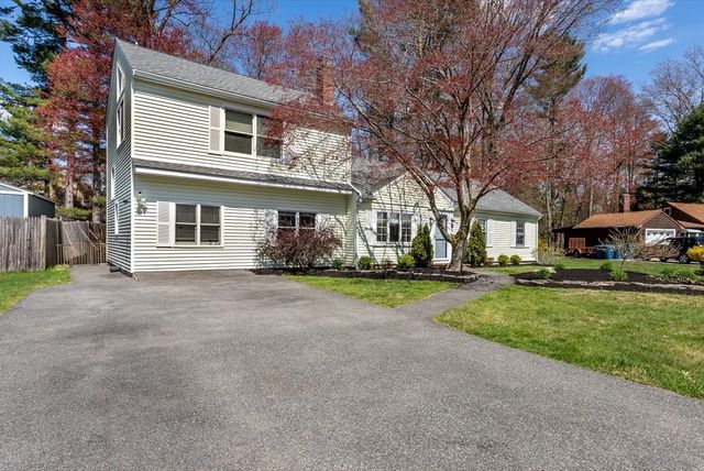 39 Birchcroft Rd, Canton, MA 02021