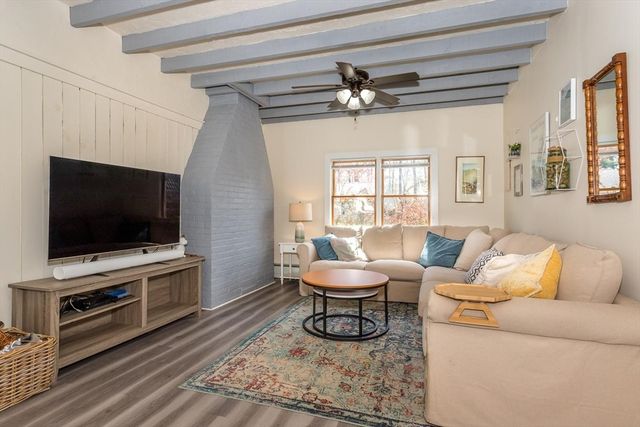 39 Birchcroft Rd, Canton, MA 02021