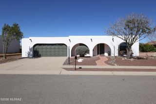 110 W Calle Melendrez, Green Valley, AZ 85614