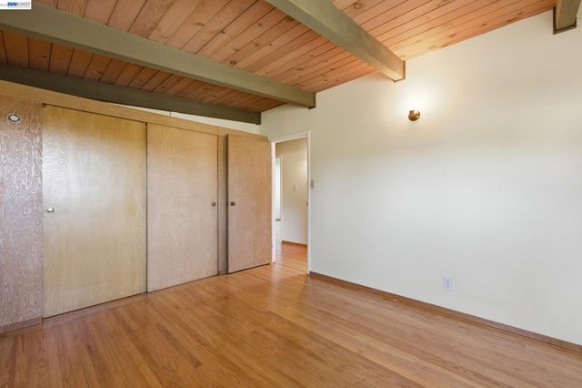 18602 Center St, Castro Valley, CA 94546