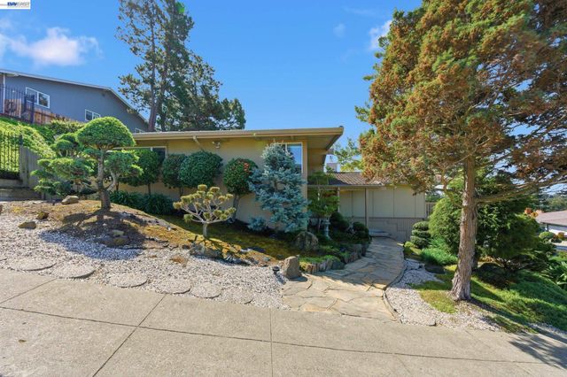 18602 Center St, Castro Valley, CA 94546