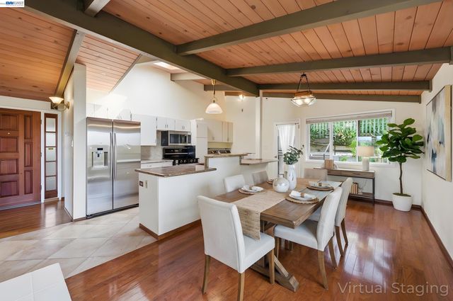 18602 Center St, Castro Valley, CA 94546