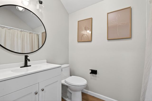 884 Swamp Rd, Mcminnville, TN 37110