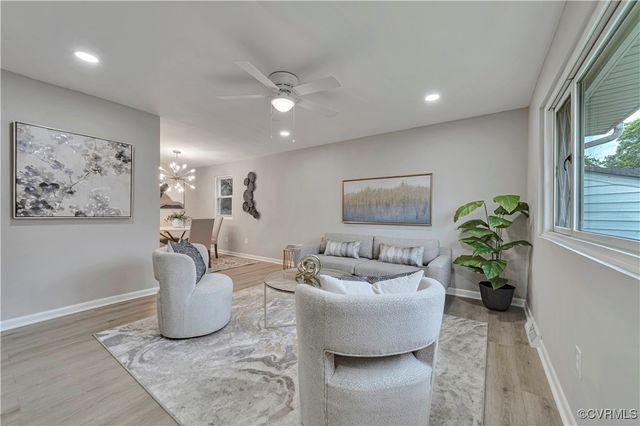 14 Gloucester Cir, Petersburg, VA 23803