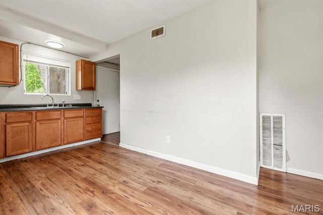 2435 6th Lane, Florissant, MO 63031