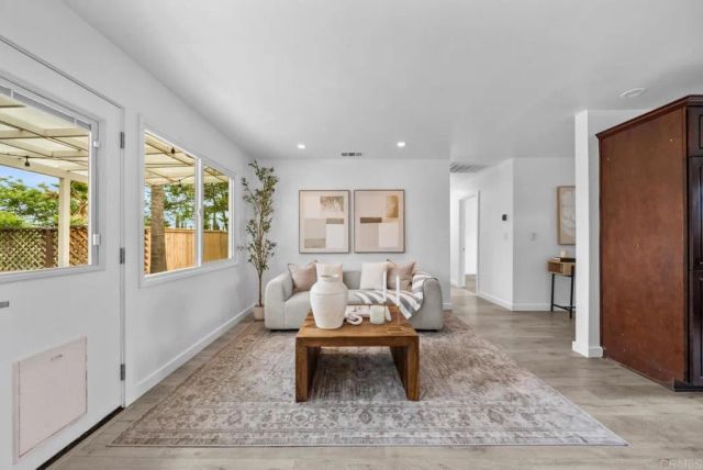 9751 Vomac Road, Santee, CA 92071