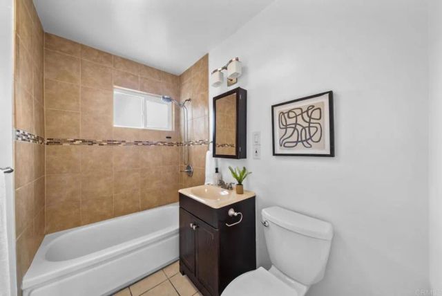 9751 Vomac Road, Santee, CA 92071
