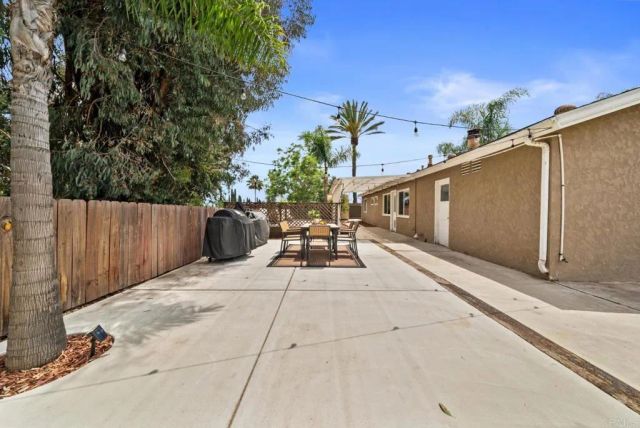 9751 Vomac Road, Santee, CA 92071