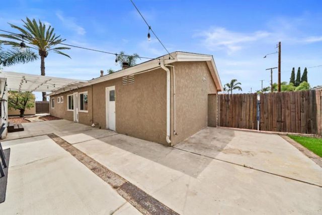9751 Vomac Road, Santee, CA 92071