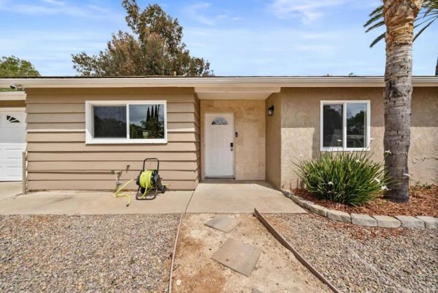 9751 Vomac Road, Santee, CA 92071