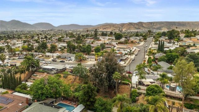 9751 Vomac Road, Santee, CA 92071