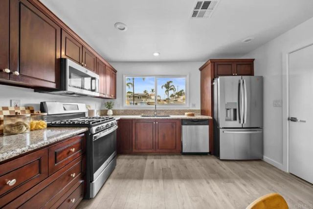 9751 Vomac Road, Santee, CA 92071
