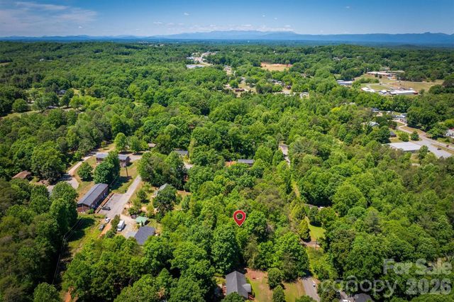 3835 Oak Drive, Valdese, NC 28690
