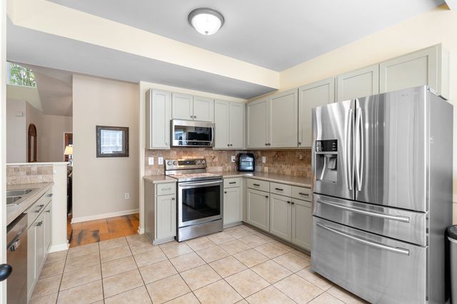 1107 Achiever Cir, Spring Hill, TN 37174