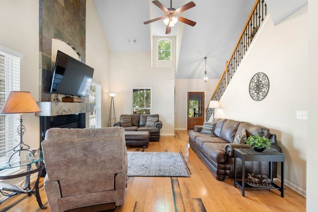 1107 Achiever Cir, Spring Hill, TN 37174