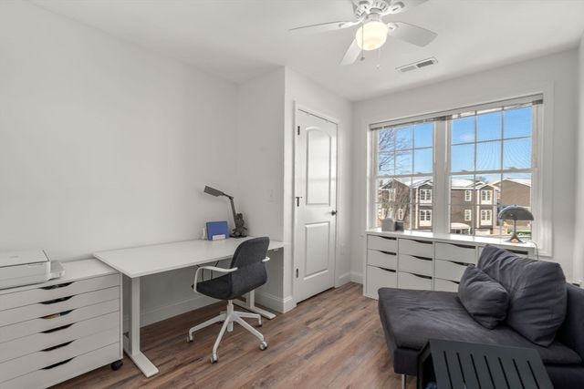 543 Andover Street 6, Lawrence, MA 01843