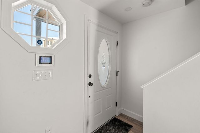 543 Andover Street 6, Lawrence, MA 01843