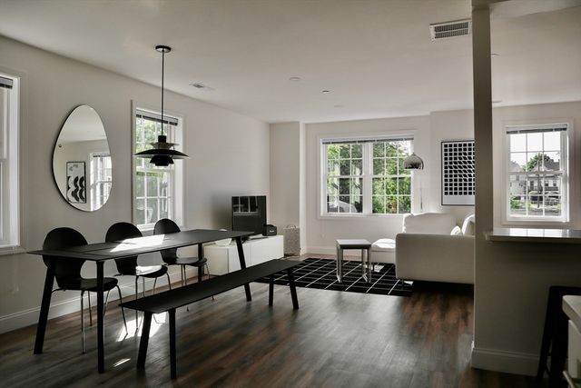 543 Andover Street 6, Lawrence, MA 01843