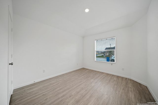 9105 Navarro Vista, Seguin, TX 78155