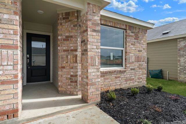 9105 Navarro Vista, Seguin, TX 78155