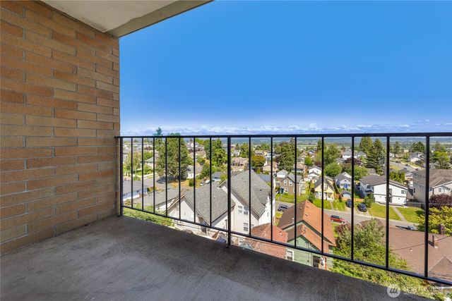 3425 Colby Avenue #601, Everett, WA 98201