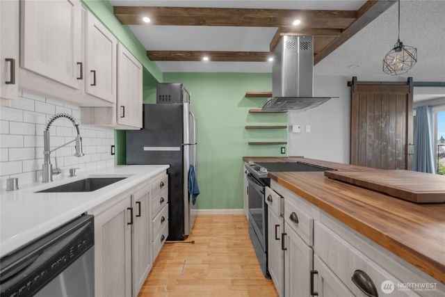 3425 Colby Avenue #601, Everett, WA 98201