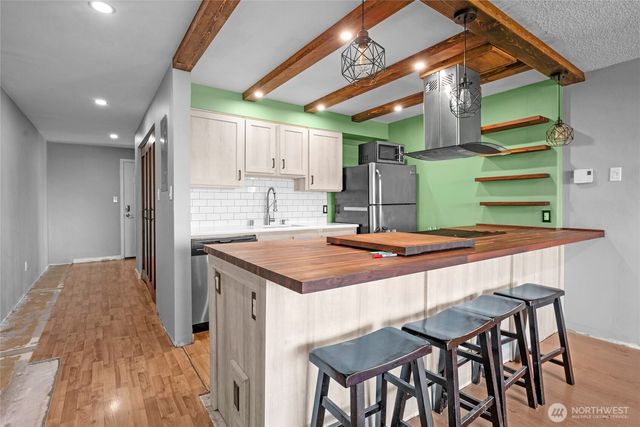 3425 Colby Avenue #601, Everett, WA 98201