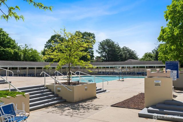 34 Rutland Lane B, Monroe, NJ 08831