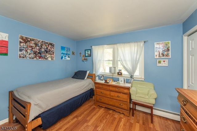 33 Lawrence Rd, Randolph Twp., NJ 07869