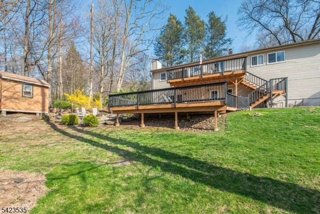 33 Lawrence Rd, Randolph Twp., NJ 07869